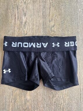 UNDER ARMOUR Compression Short (size small)